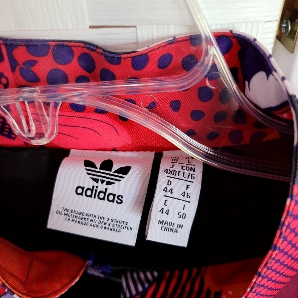 adidas Women's  CNY 2021 Track Jacket Size Large - Picture 3 of 13